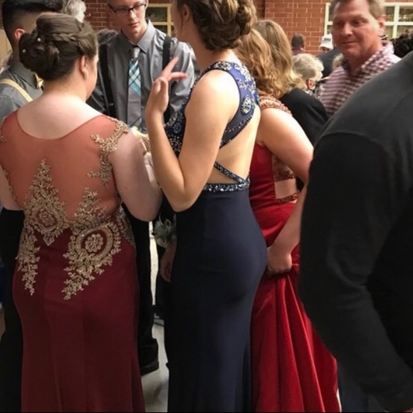 Blue Dress - Picture 3 of 3